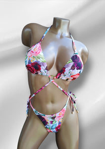 Bikini con estampado de flores, made in Mallorca