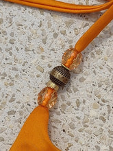 Cargar imagen en el visor de la galería, NC-0029 BRAGUITA Elsa asimétrica 💚🧡