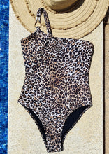 Cargar imagen en el visor de la galería, NC-0012 / Bañador Kelly leopardo